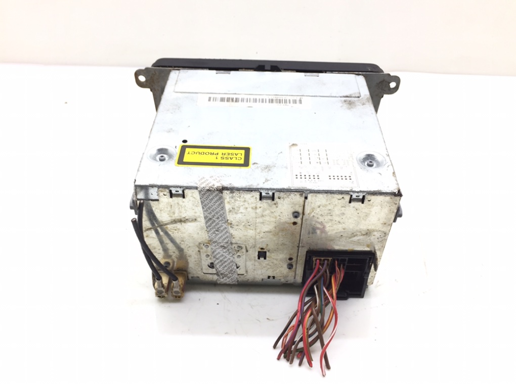 Магнитола бу для Volkswagen Golf 5 1.9 TDi, 2005 г. Магнитола бу для Volkswagen Golf 5 1.9 TDi, 2005 г.