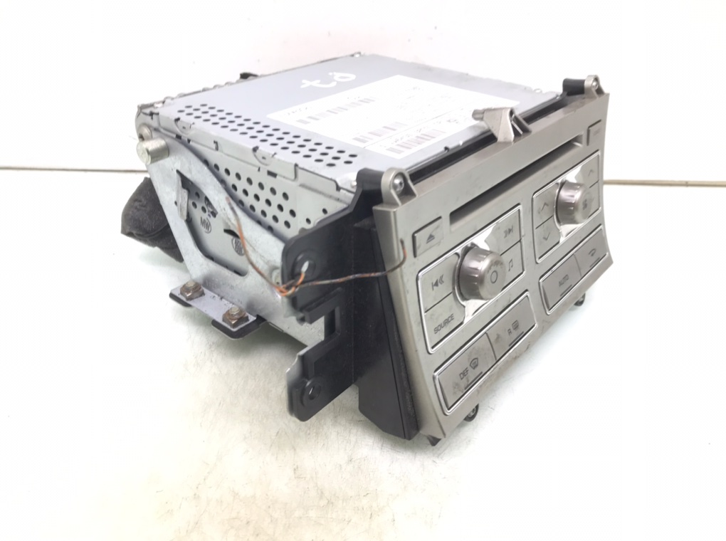 Магнитола бу для Jaguar XF X250 3.0 TD, 2009 г. Магнитола бу для Jaguar XF X250 3.0 TD, 2009 г.