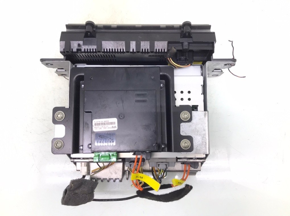 Магнитола бу для Jaguar XF X250 3.0 TD, 2009 г. Магнитола бу для Jaguar XF X250 3.0 TD, 2009 г.