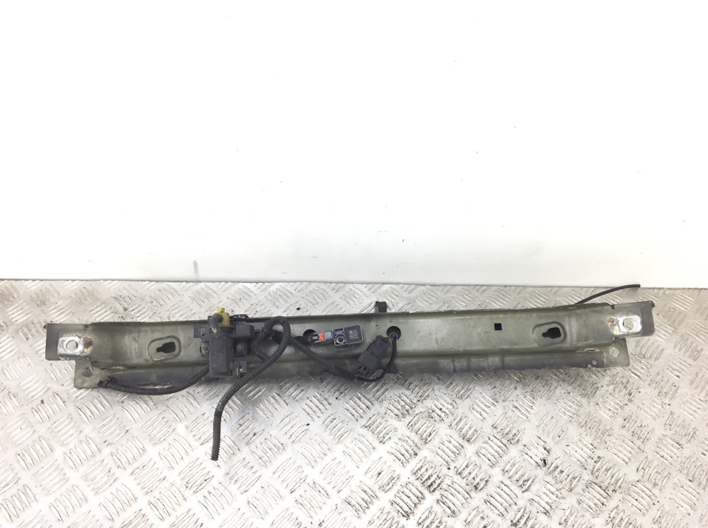 Планка под капот бу для Opel Insignia  2.0 CDTi,  2009 г.