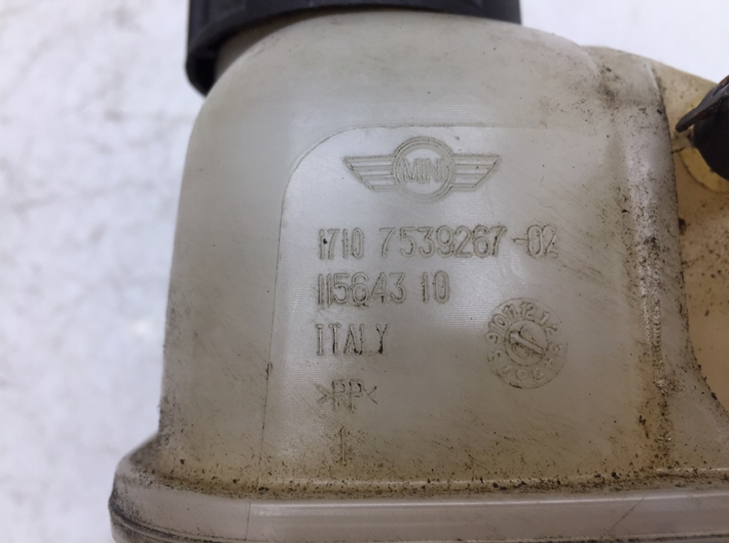 Бачок расширительный бу для Mini Cooper R56 1.6 i,  2007 г.