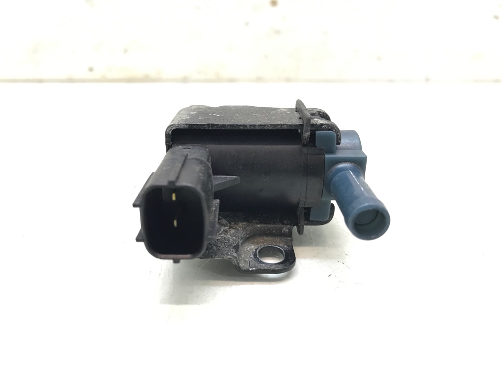 Клапан электромагнитный бу для Honda Jazz 1.3 i, 2006 г. Клапан электромагнитный бу для Honda Jazz 1.3 i, 2006 г.