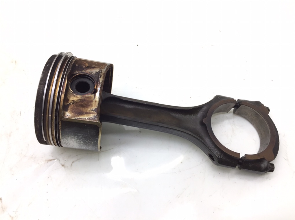 Поршень бу для Mercedes CLK W209 1.8 i, 2005 г.