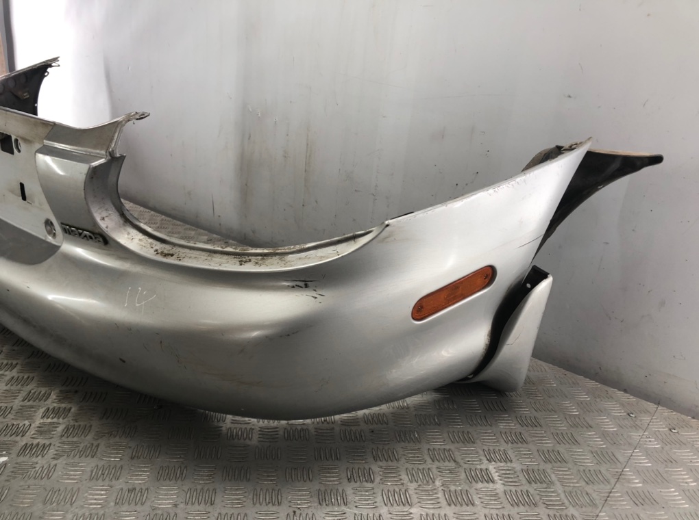 Бампер задний бу для Mazda MX5  1.8 i,  2003 г.