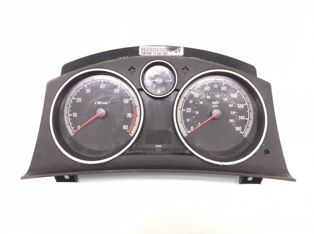 Щиток приборов (приборная панель) бу для Opel Zafira B 1.6 i, 2007 г.