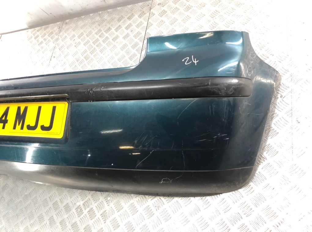 Бампер задний бу для Volkswagen Polo 4 1.2 i,  2004 г.