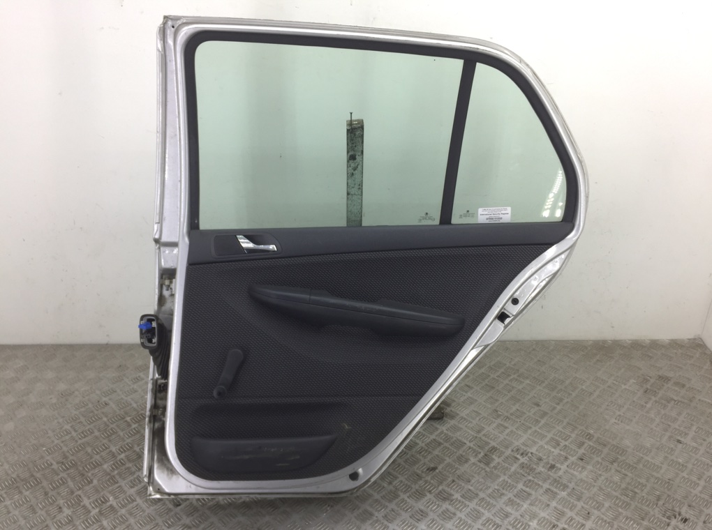 Дверь задняя правая бу для Skoda Fabia 1 1.2 i,  2005 г.