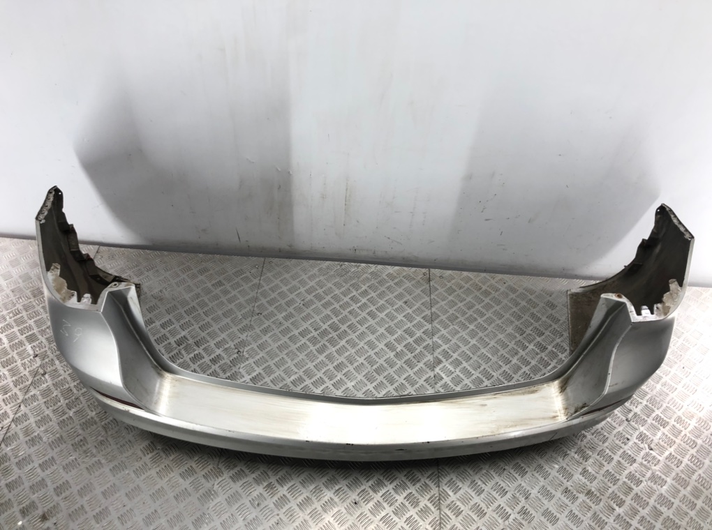 Бампер задний бу для Opel Astra J 1.3 CDTi,  2011 г.