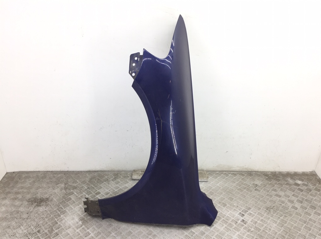 Крыло переднее левое бу для Volkswagen Touareg 2.5 TDi, 2005 г.