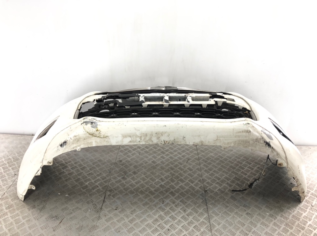 Бампер передний бу для Citroen DS4  1.6 HDi,  2012 г.