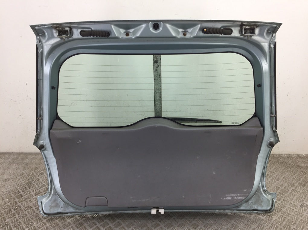 Крышка багажника бу для Suzuki SX4  1.6 i,  2006 г.