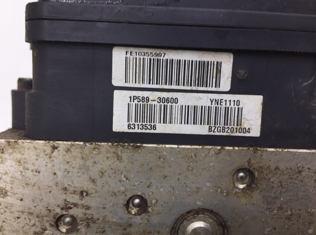 Блок ABS бу для Kia Venga  1.4 CRDi,  2011 г.