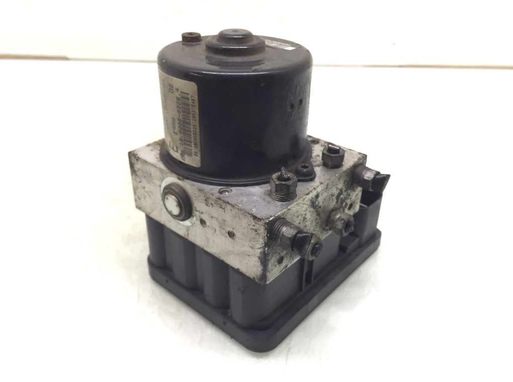 Блок ABS бу для Volvo V50  2.0 TD,  2006 г.