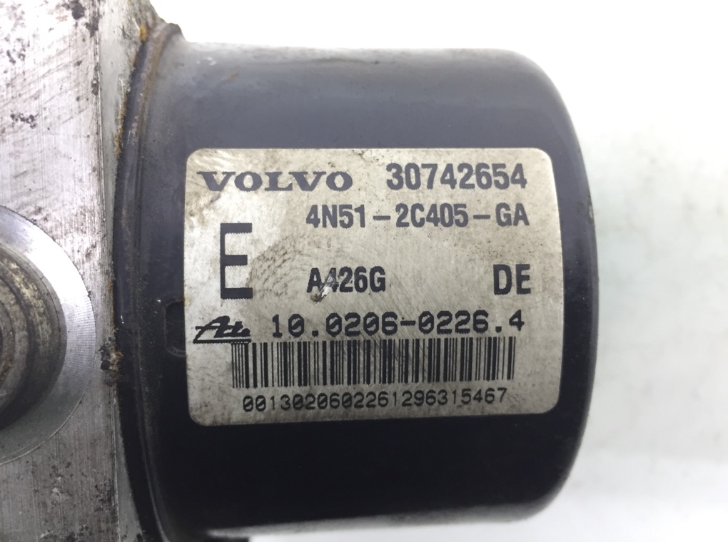 Блок ABS бу для Volvo V50  2.0 TD,  2006 г.