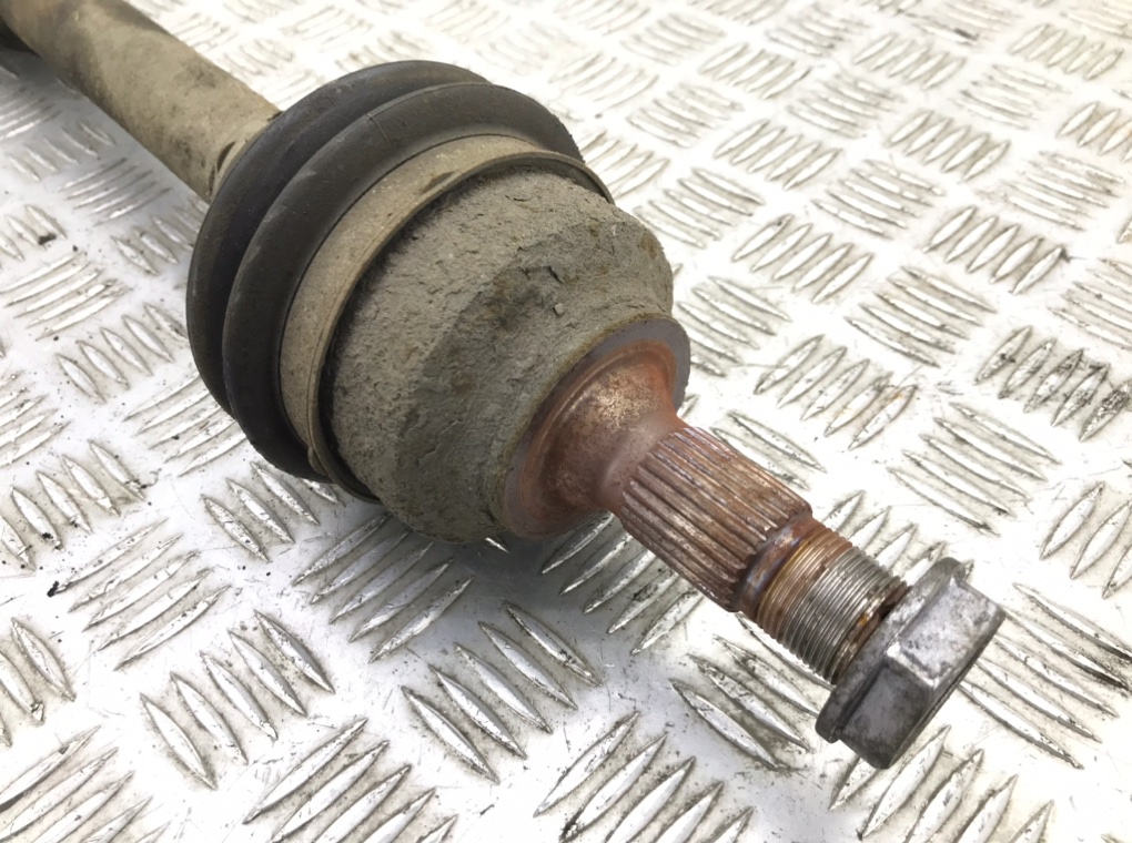 Полуось передняя левая (приводной вал, ШРУС) бу для Citroen C4 Grand Picasso  1.6 HDi,  2008 г.