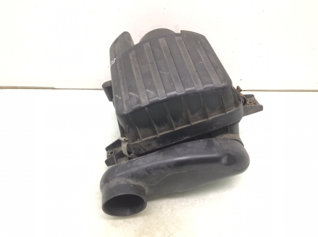 Корпус воздушного фильтра бу для Suzuki Grand Vitara FT 1.6 i,  2004 г.