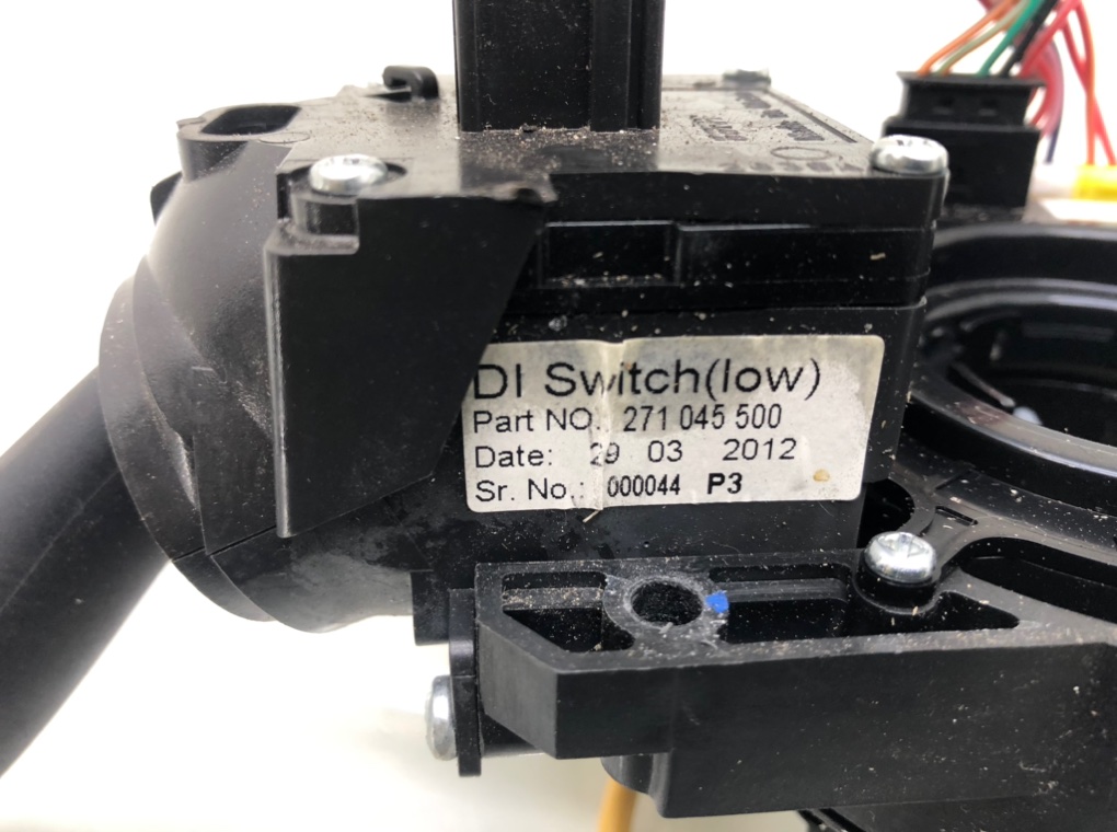 Переключатель подрулевой (стрекоза) бу для MG 6 1.8 Ti, 2013 г. Переключатель подрулевой (стрекоза) бу для MG 6 1.8 Ti, 2013 г.