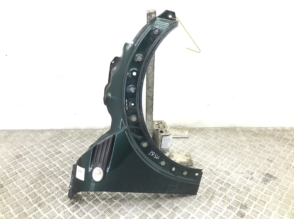 Крыло переднее правое бу для Mini Cooper R56 1.6 i, 2007 г.