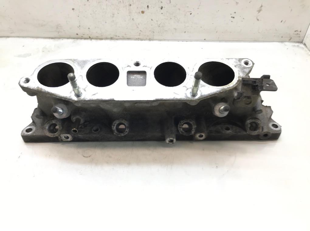 Коллектор впускной бу для Honda CR-V  2.0 i,  2004 г.