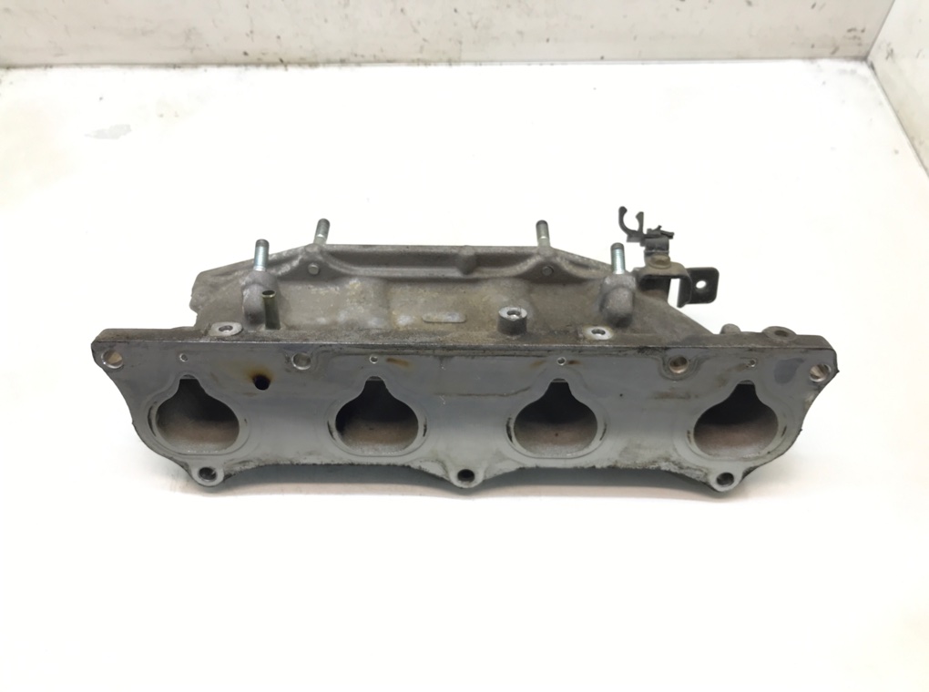 Коллектор впускной бу для Honda CR-V  2.0 i,  2004 г.