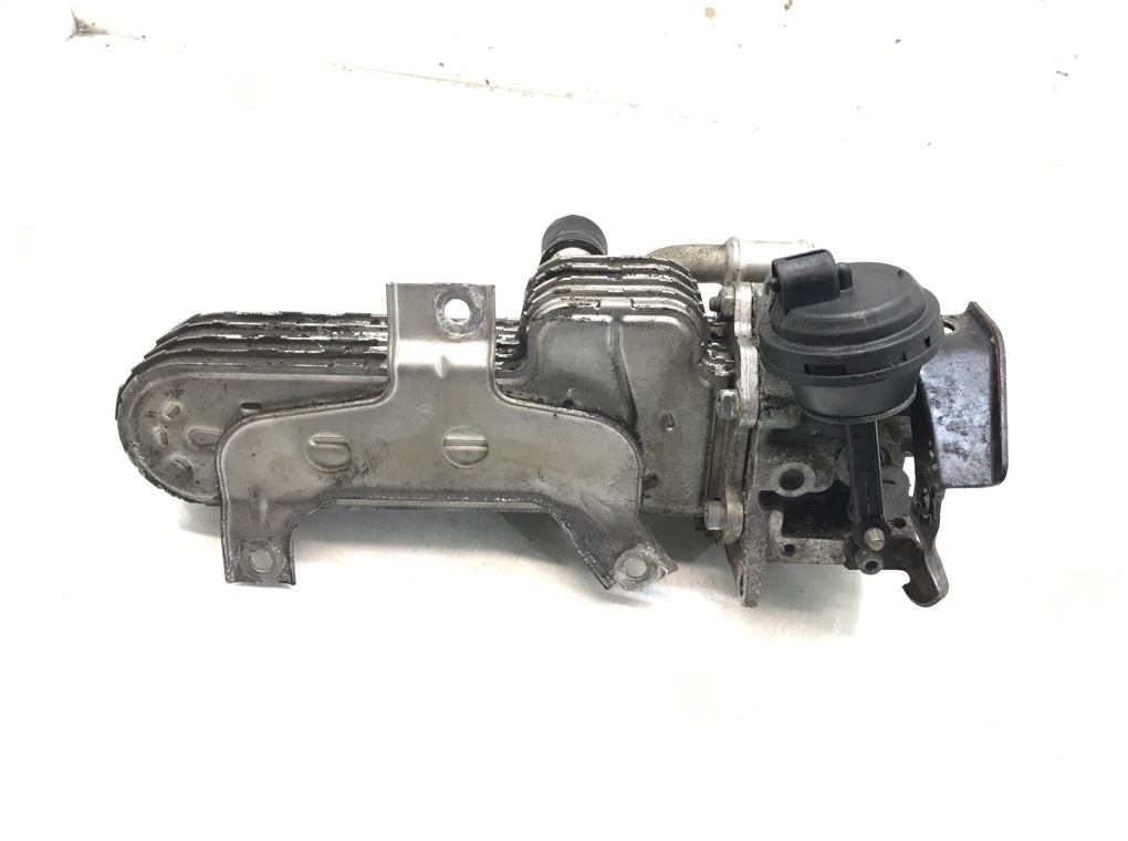 Радиатор EGR бу для Skoda Octavia A5 1.9 TDi,  2005 г.