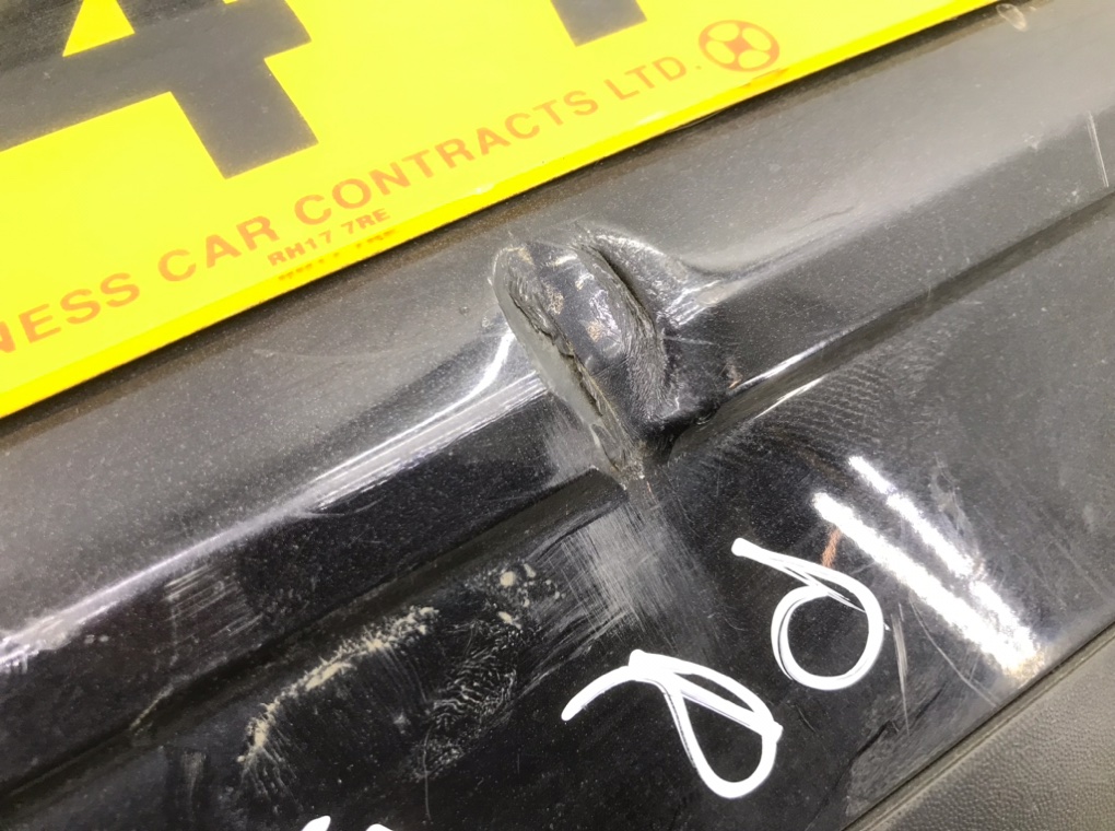 Бампер задний бу для Volkswagen Polo 4 1.4 i,  2004 г.