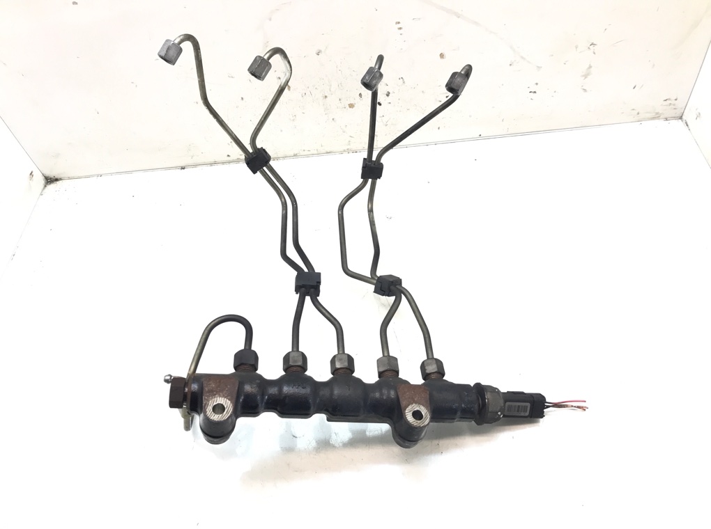 Топливная рампа бу для Peugeot 206 9654592680, 2006 Топливная рампа бу для Peugeot 206 1.6 HDi, 2006 г.