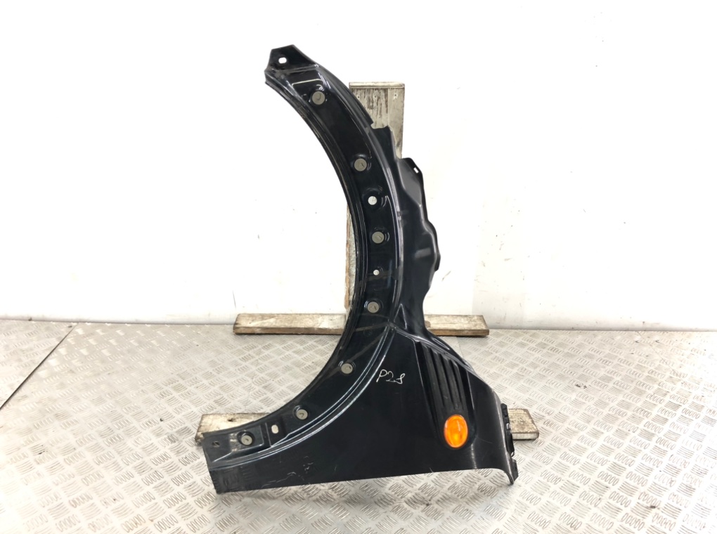 Крыло переднее левое бу для Mini One R56 1.4 i, 2007 г.