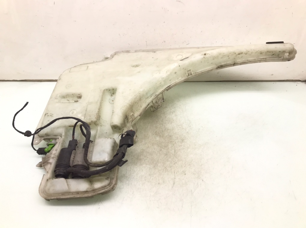 Бачок омывателя бу для BMW 3 E90/E91/E92/E93 2.0 TD,  2005 г.