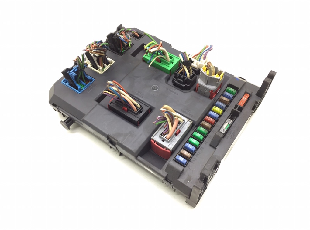 Блок комфорта бу для Citroen C3 2 1.4 i, 2009 г. Блок комфорта бу для Citroen C3 1.4 i, 2009 г.