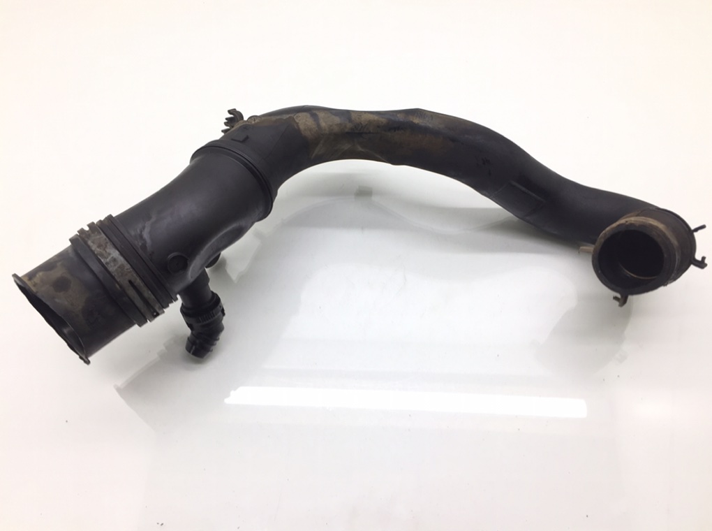 Патрубок воздушного фильтра бу для Volkswagen Golf 4 1.9 TDi,  2002 г.