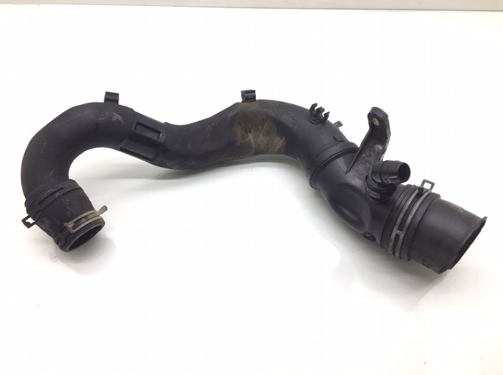 Патрубок воздушного фильтра бу для Volkswagen Golf 4 1.9 TDi,  2002 г.