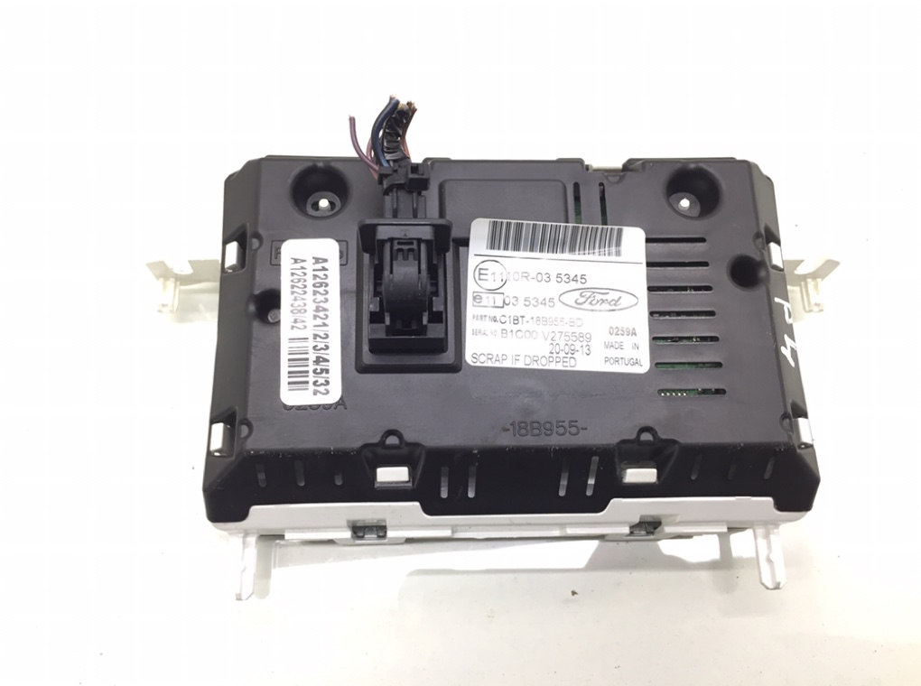 Дисплей бу для Ford Fiesta  1.0 i,  2014 г.