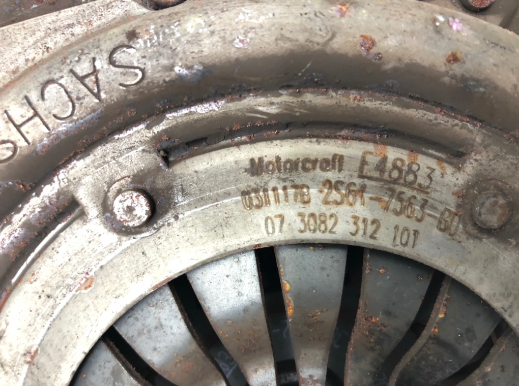 Комплект сцепления бу для Ford Fiesta 1.4 i, 2003 г. Комплект сцепления бу для Ford Fiesta 1.4 i, 2003 г.