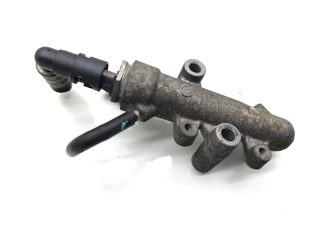 Регулятор давления топлива бу для Opel Vectra C 1.9 CDTi,  2007 г.