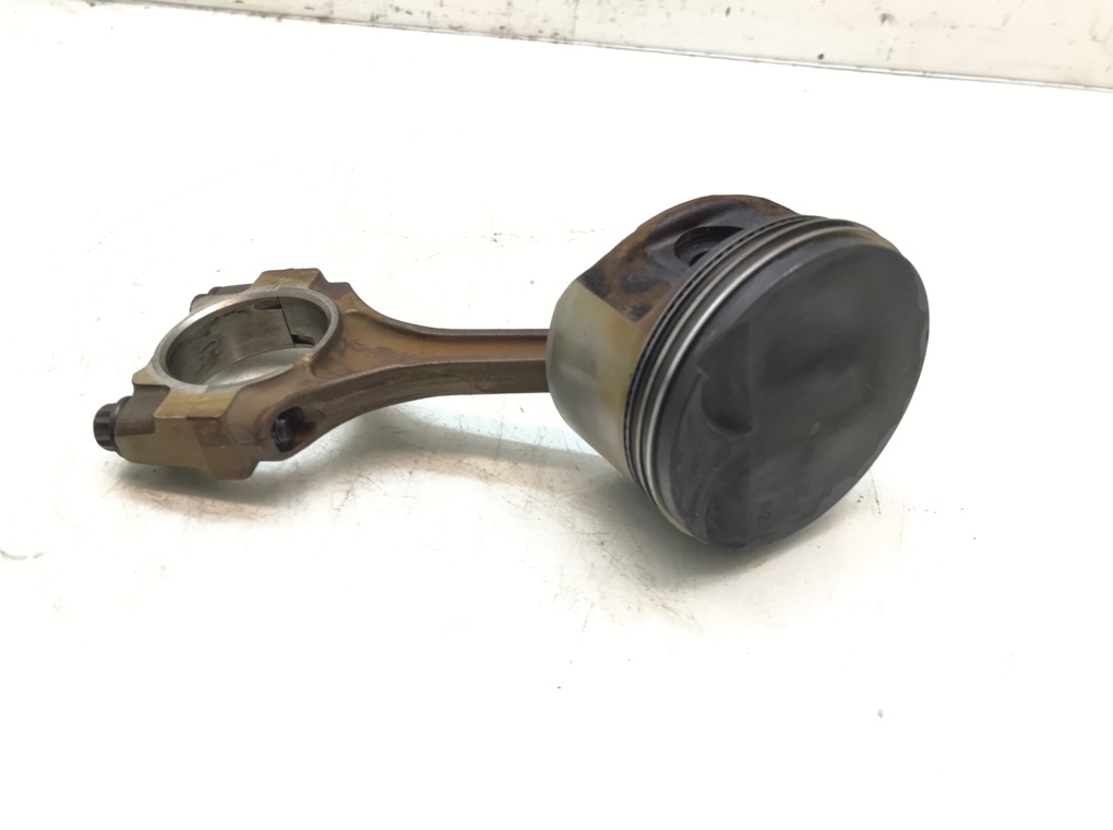Поршень бу для Toyota Yaris P1 1.0 i,  2003 г.