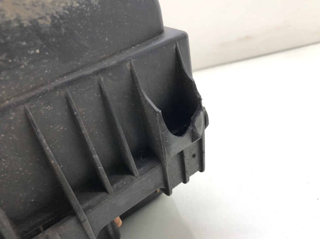 Корпус воздушного фильтра бу для Alfa Romeo MiTo 1.4 i, 2010 г. Корпус воздушного фильтра бу для Alfa Romeo MiTo 1.4 i, 2010 г.