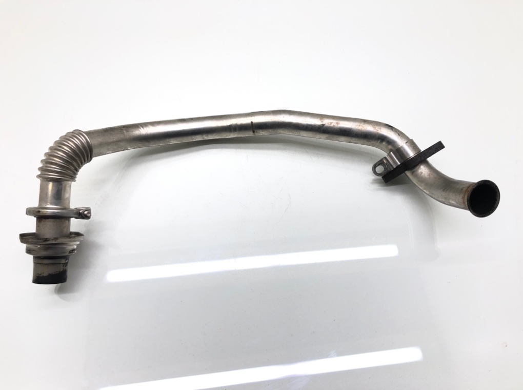 Трубка системы рециркуляции EGR бу для Peugeot 407  2.0 HDi,  2006 г.