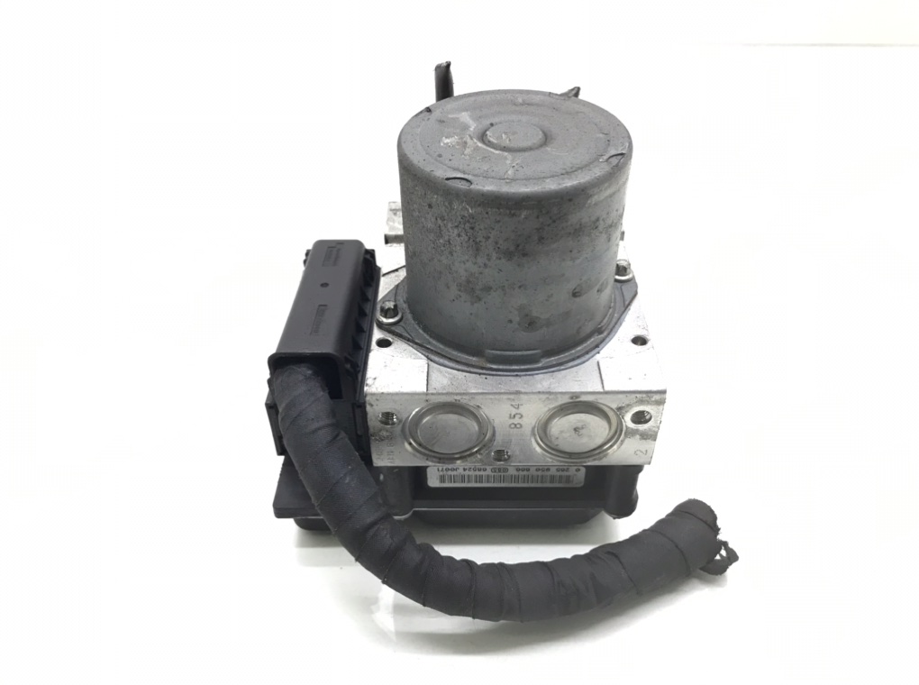 Блок ABS бу для BMW 5 E60/E61 2.0 TD, 2006 г. Блок ABS бу для BMW 5 E60/E61 2.0 TD, 2006 г.