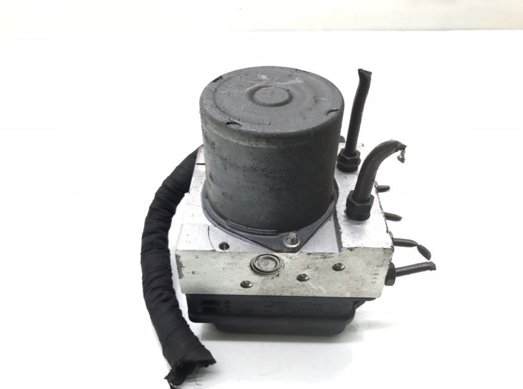 Блок ABS бу для BMW 5 E60/E61 2.0 TD, 2006 г. Блок ABS бу для BMW 5 E60/E61 2.0 TD, 2006 г.