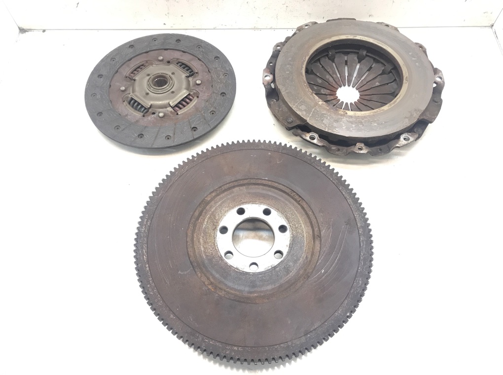 Комплект сцепления бу для Volvo S40  1.9 TD,  1999 г.