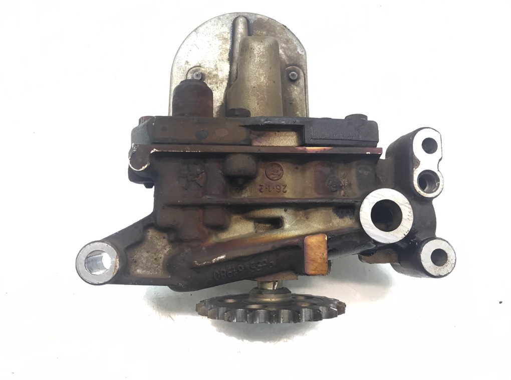 Насос масляный бу для Peugeot 207 1.4 i, 2007 г. Насос масляный бу для Peugeot 207 1.4 i, 2007 г.