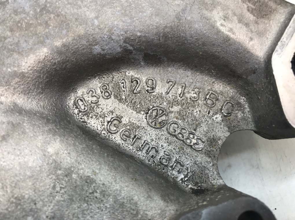 Коллектор впускной бу для Seat Ibiza  1.9 TDi,  2008 г.