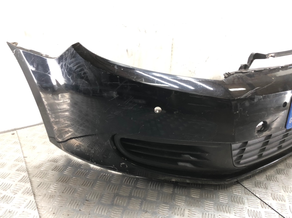 Бампер передний бу для Volkswagen Golf 6 2.0 TDi,  2008 г.