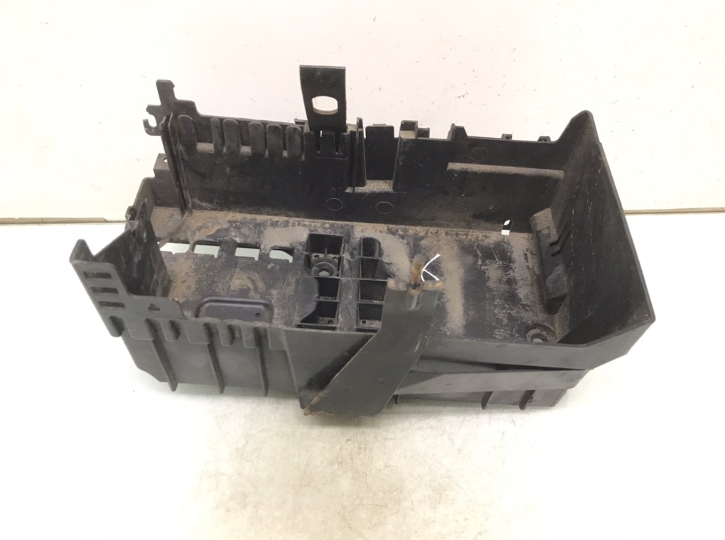 Полка аккумулятора бу для Opel Astra J 2.0 CDTi, 2011 г.