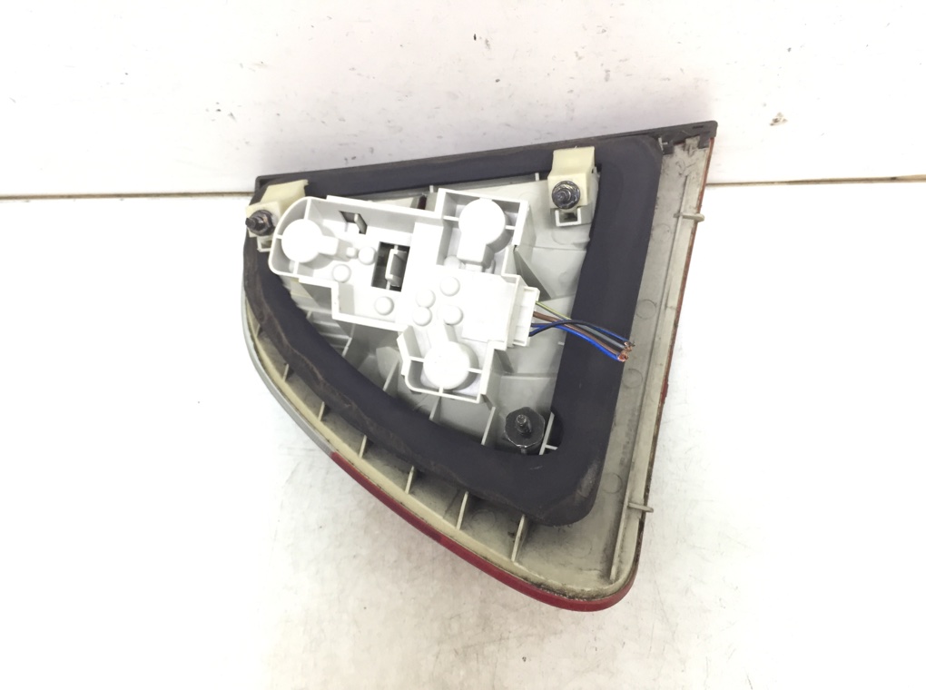 Фонарь задний правый бу для BMW 3 E46 2.0 TD,  2004 г.