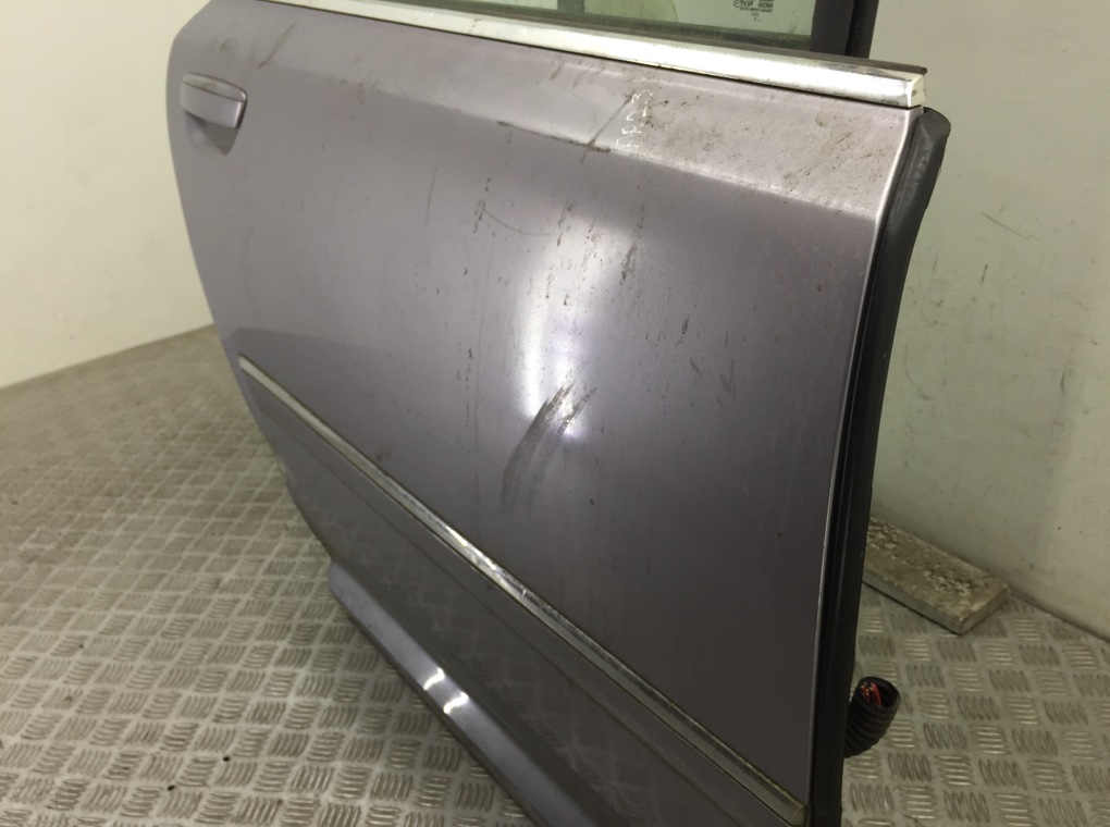 Дверь задняя правая бу для Audi A8 D3 3.0 TDi, 2004 г. Дверь задняя правая бу для Audi A8 D3 3.0 TDi, 2004 г.