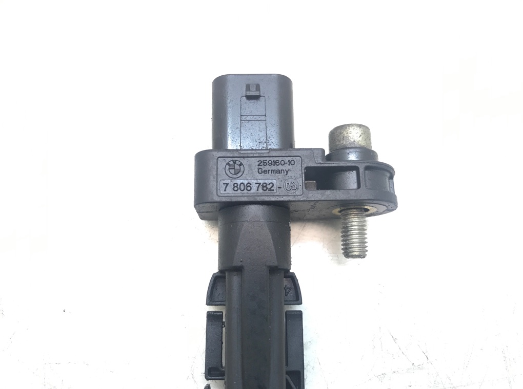 Датчик коленвала бу для BMW 1 F20/F21 2.0 TD, 2015 г. Датчик коленвала бу для BMW 1 F20/F21 2.0 TD, 2015 г.