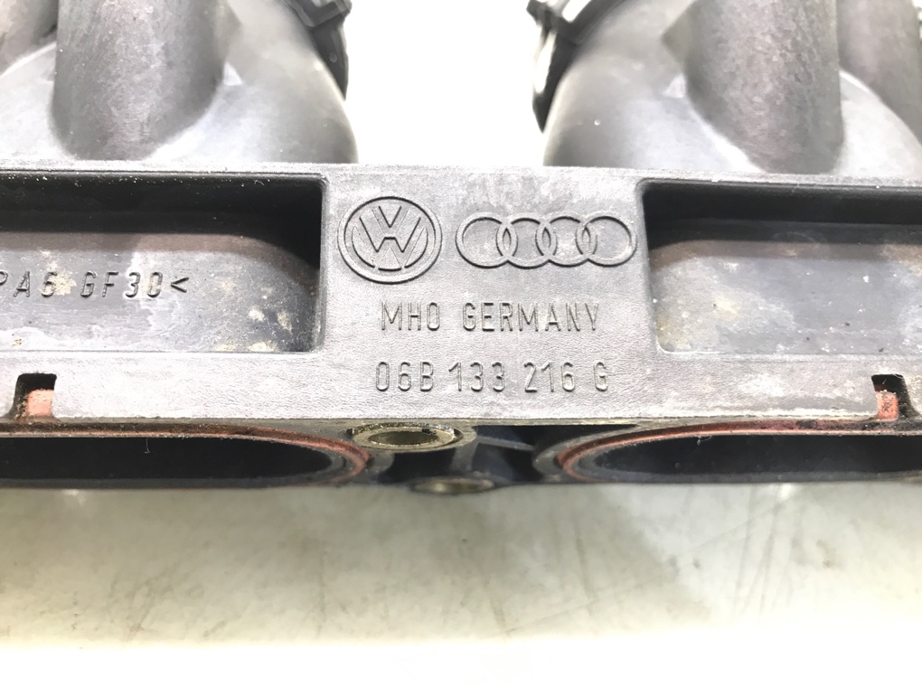 Коллектор впускной бу для Audi A4 B6 2.0 i,  2002 г.
