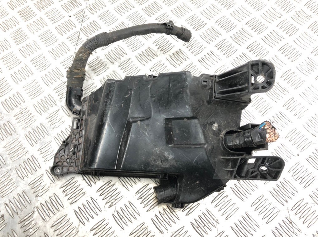8266253070 Блок предохранителей Lexus IS 2007 , 7154395130